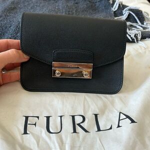 Furla Julia crossbody bag - black